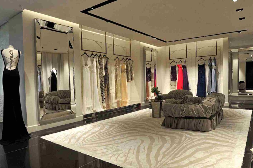 Negozi di alta gamma Roberto Cavalli: un caso di studio vincente nel settore lusso