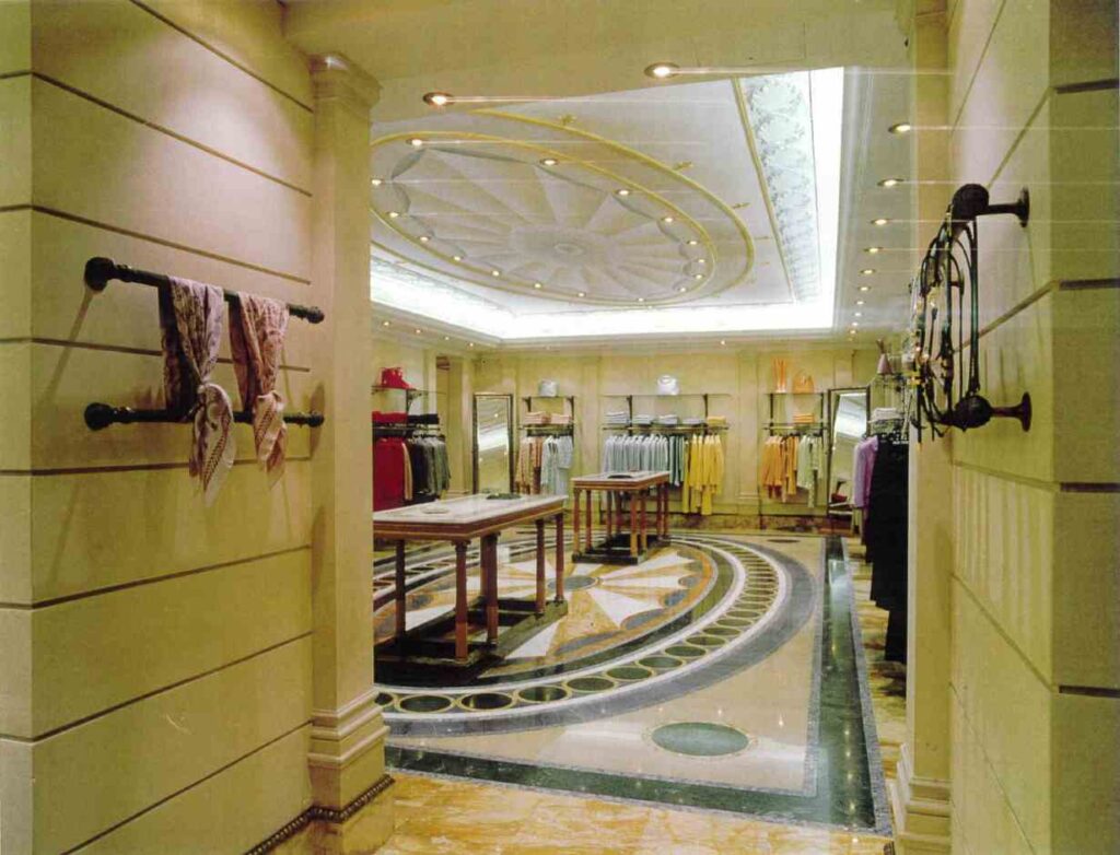 Negozi di alta moda Versace
