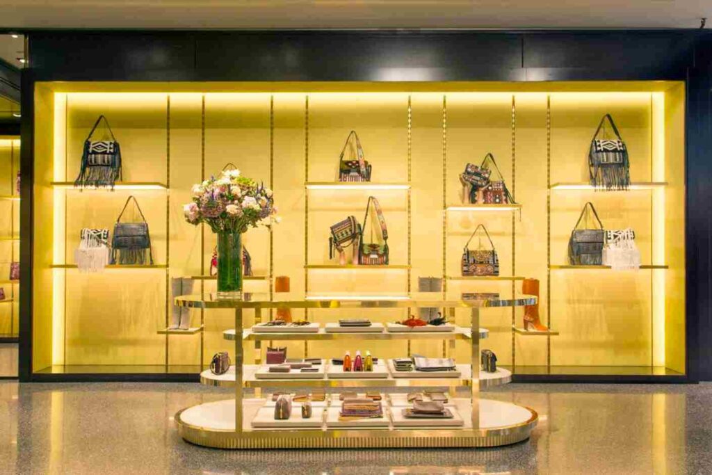 Etro e Il Piccolo: la collaborazione per realizzare negozi di lusso