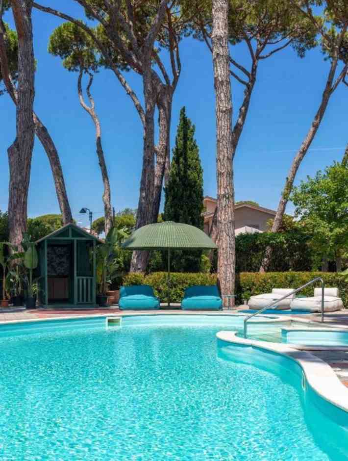 Arredi hospitality: i migliori consigli per scegliere mobili e complementi su misura