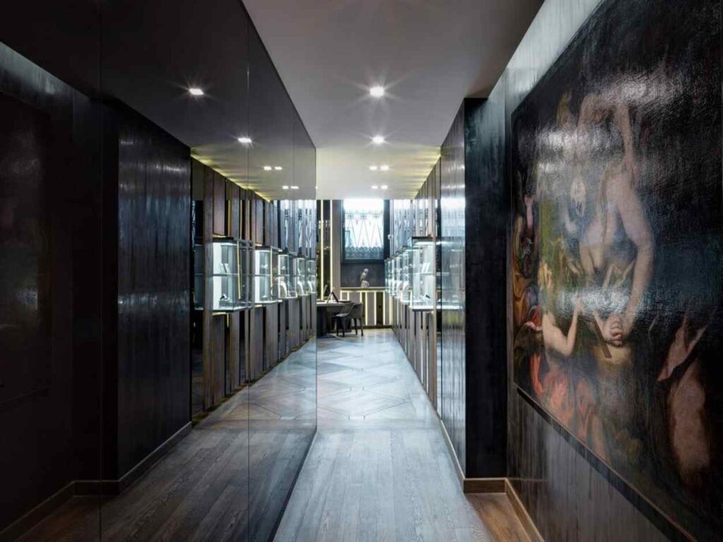 How to create custom jewellery furnishings for exclusive jewellery stores