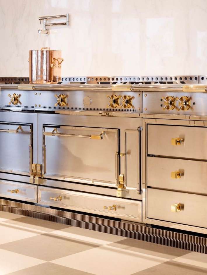 Chef kitchens