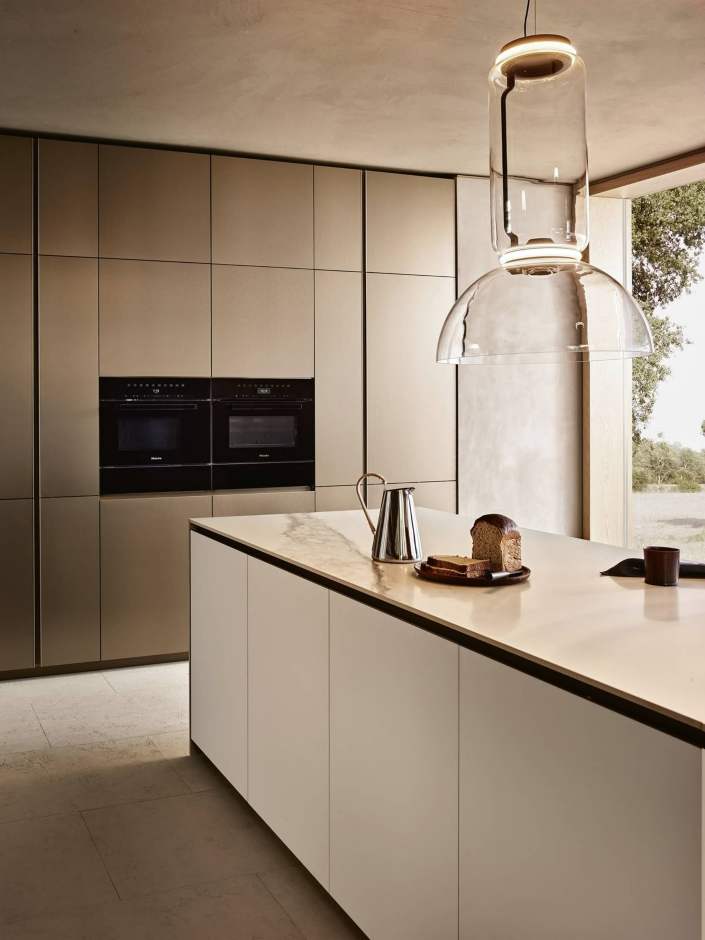 Ceramic kitchens