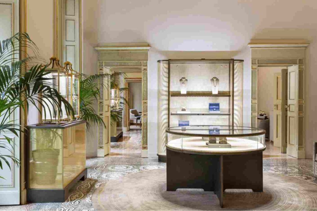 Luxury retail fit-outs